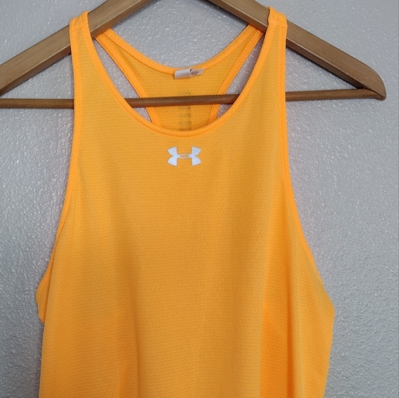 Under Armour Fitted Heat Gear Women's Active Tank Top - Picture 2 of 11